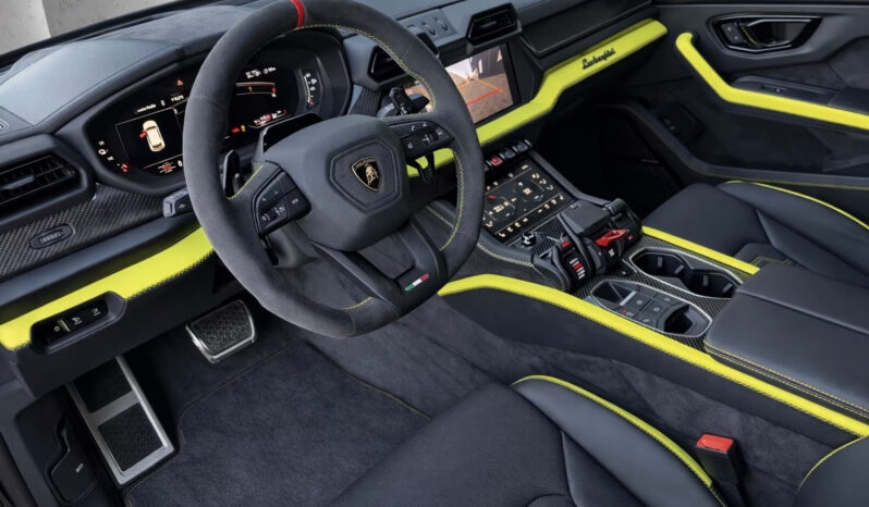 Lamborghini Urus 4.0 620CV V8 phev SE – possibilità noleggio no scoring pieno