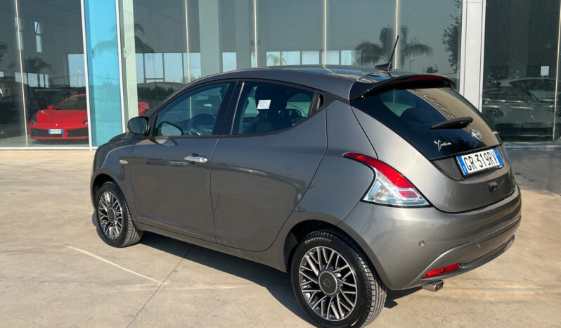 Lancia Ypsilon 1.0 69CV Hybrid Gold UNICO PROPRIETARIO – possibilità noleggio no scoring pieno