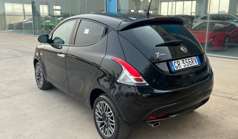 Lancia Ypsilon 1.0 69CV Hybrid Gold – possibilità noleggio no scoring pieno