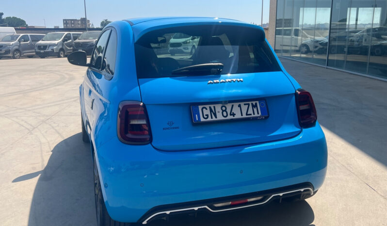 FIAT 500e ABARTH Scorpionissima 42KWh pieno