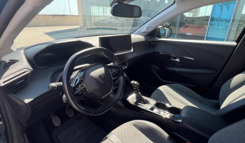 Peugeot 208 PureTech 100 5 porte Allure – possibilità noleggio no scoring pieno