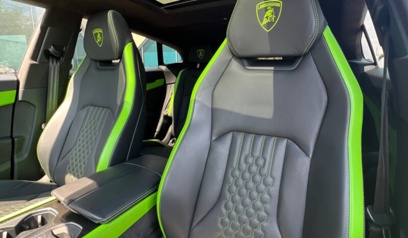Lamborghini Urus 620CV 4.0 V8 phev SE – possibilità noleggio no scoring pieno