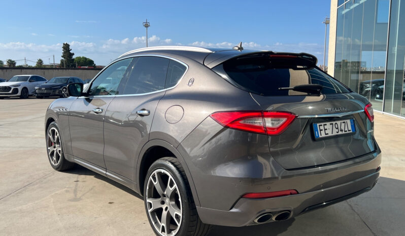 Maserati Levante 3.0 V6 430cv auto pieno