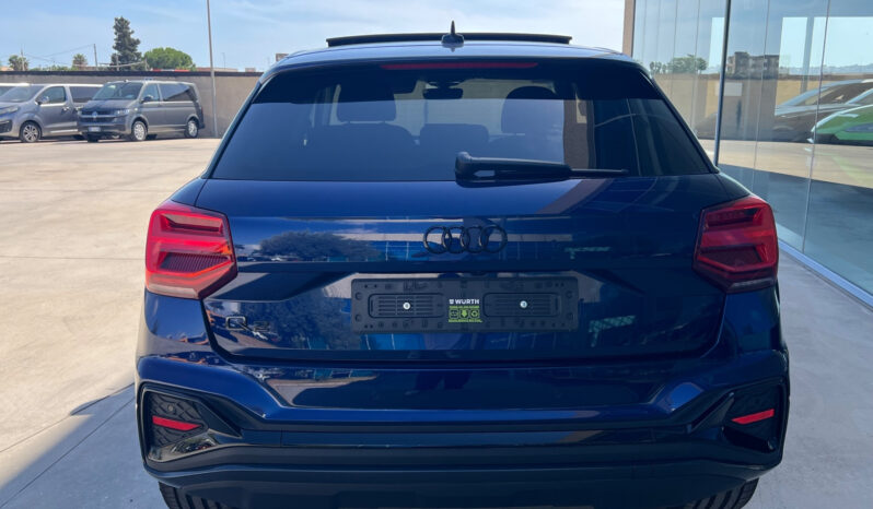 Audi Q2 30 TDI Identity Black – possibilità noleggio no scoring pieno