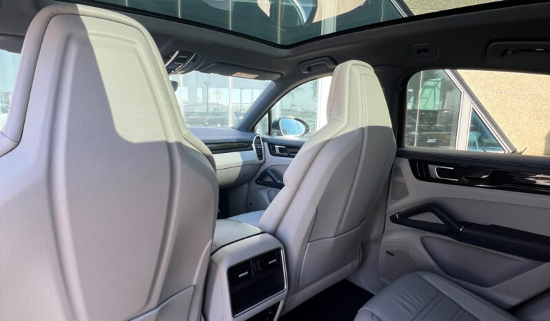Porsche Cayenne Coupé 3.0 V6 – possibilità noleggio no scoring pieno
