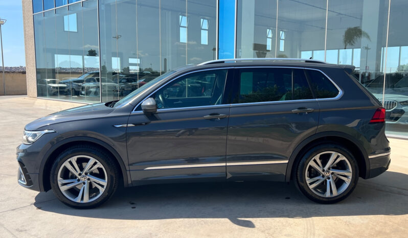 Volkswagen Tiguan 2.0 tdi R-Line 150cv dsg pieno