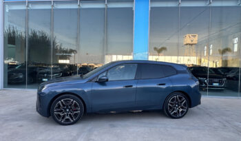BMW iX xDrive45 M SPORT PRO – AUTO DEMO UFFICIALE BMW pieno