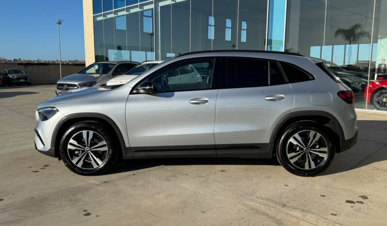 Mercedes-Benz GLA 200d Progressive Extra auto – possibilità noleggio no scoring pieno