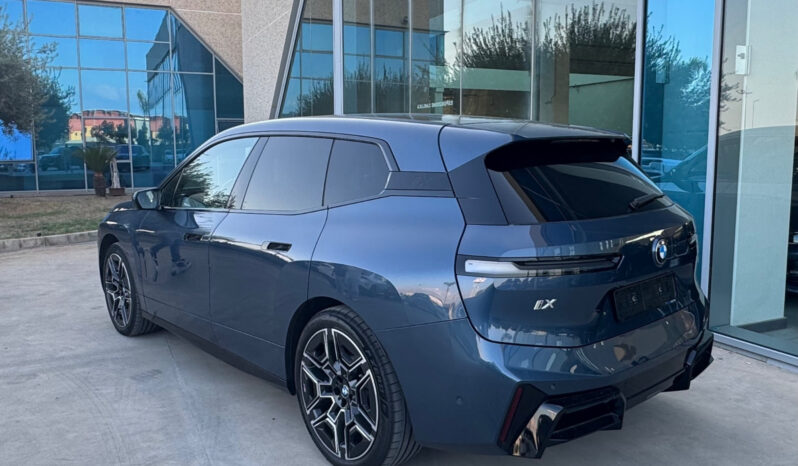 BMW iX xDrive45 M SPORT PRO – AUTO DEMO UFFICIALE BMW pieno