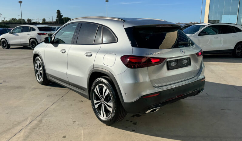 Mercedes-Benz GLA 200d Progressive Extra auto – possibilità noleggio no scoring pieno