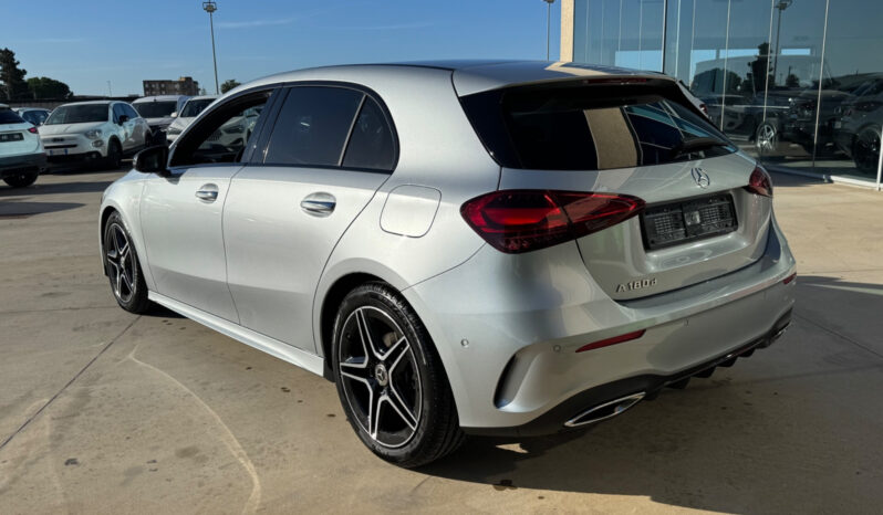 Mercedes-Benz A 180d AMG Line Premium pieno