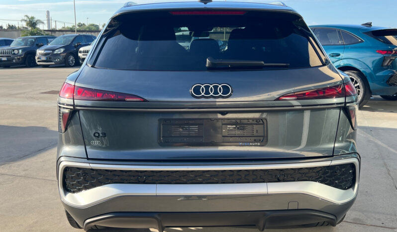 Audi Q3 1.5 177CV e-hybrid S line Stronic – possibilità noleggio no scoring pieno
