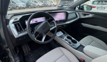 AUDI Q4 SPORTBACK PERFORMANCE BUSINESS ADVANCED e-tron pieno