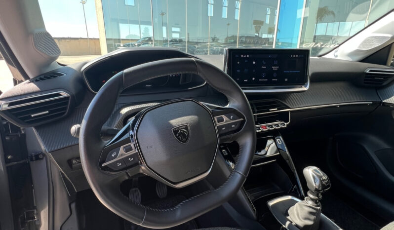 Peugeot 208 PureTech 100CV Allure – possibilità noleggio no scoring pieno