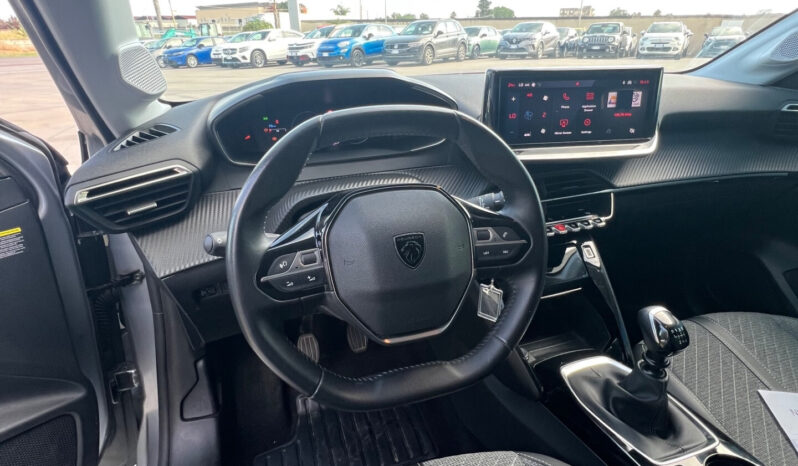 Peugeot 208 1.2 puretech Allure – possibiltà noleggio no scoring pieno