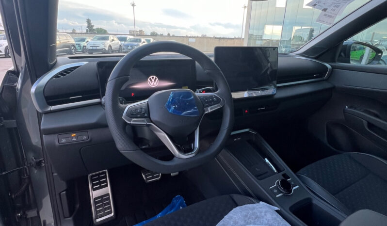 Volkswagen T-Roc 1.5 eTSI R-line 150cv dsg – possibilità noleggio no scoring pieno