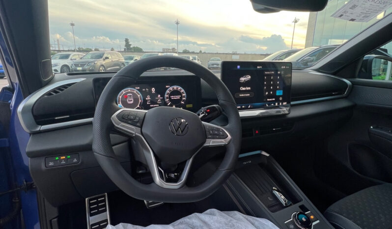 Volkswagen T-Roc 1.5 eTSI R-line 150cv dsg – possibilità noleggio no scoring pieno