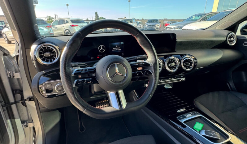 Mercedes-Benz A 180d AMG Line Premium pieno